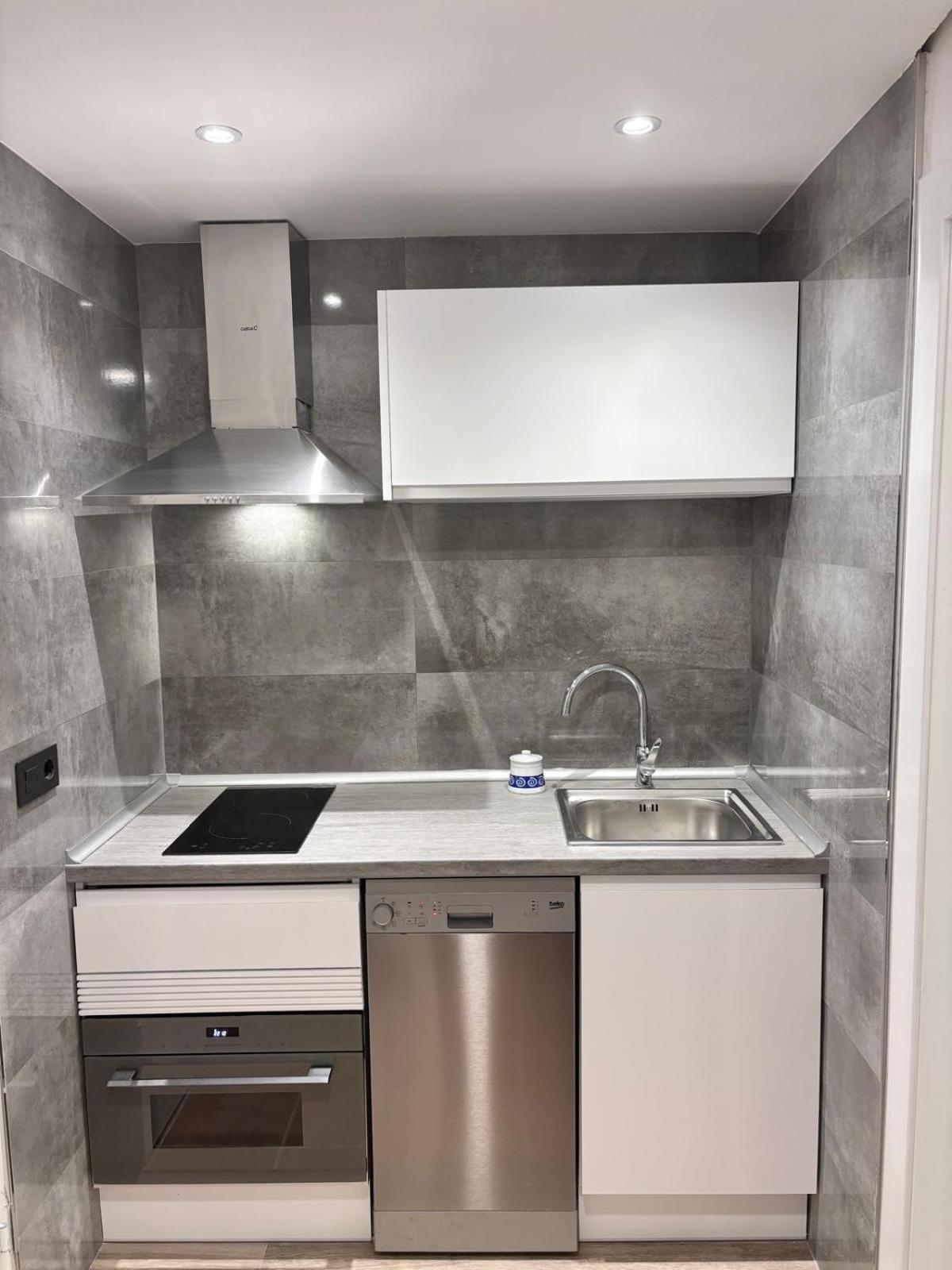 Apartamento Seghers Estepona Playa Y Sol Екстериор снимка